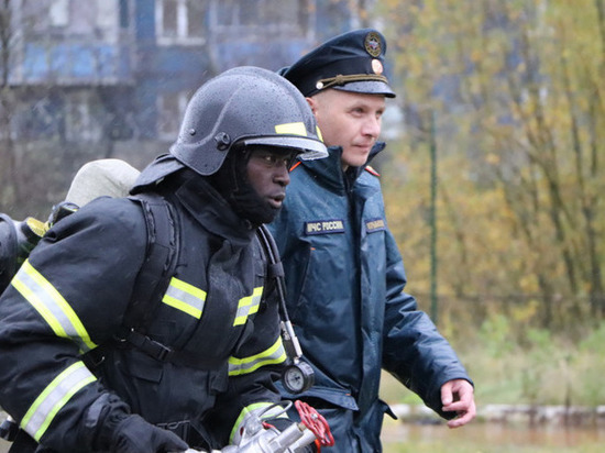 Пожарные из разных стран приехали на учения в Мурино