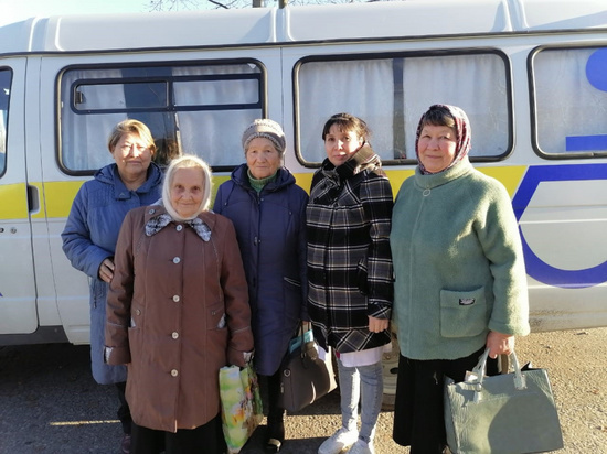 Пожилых жителей Сургутского района возят в больницу на такси