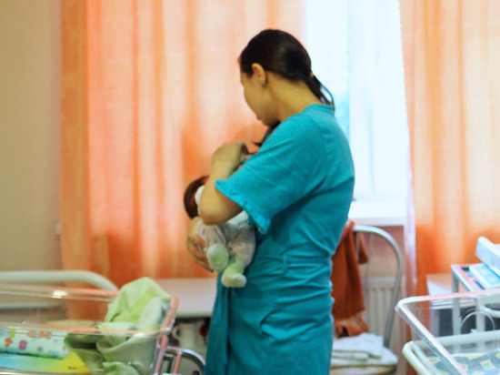 Рождаемость в Петербурге сократилась на 15 % за пять лет