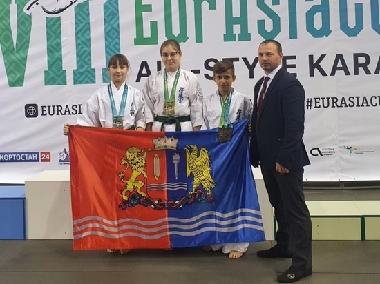 Кубок Евразии по всестилевому карате принес кинешемским спортсменам шесть медалей