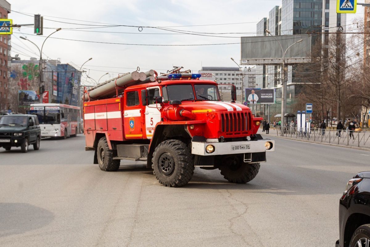 В Омской области продолжают гореть машины - МК Омск