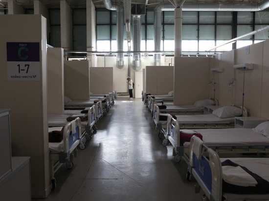 Более 160 петербуржцев за сутки попали в больницу с коронавирусом