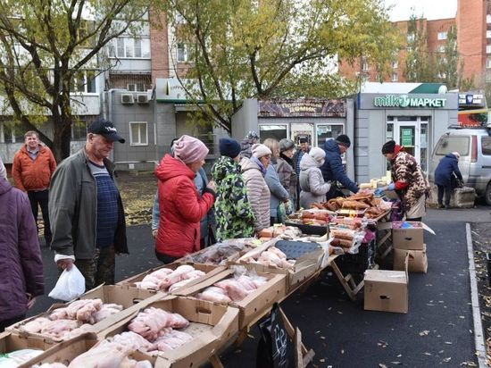 17 муниципальных ярмарок на смену стихийной торговле открылись в Омске (СПИСОК)