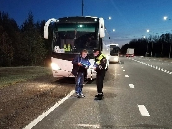На «Скандинавии» поймали десять водителей-нарушителей за рулем автобусов