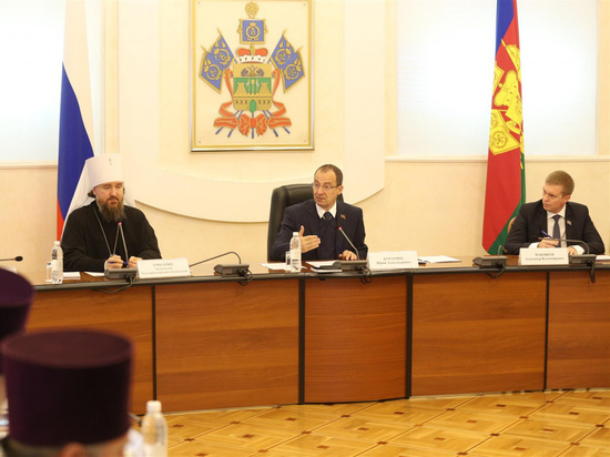Депутаты ЗСК провели 7 парламентскую встречу с духовенством