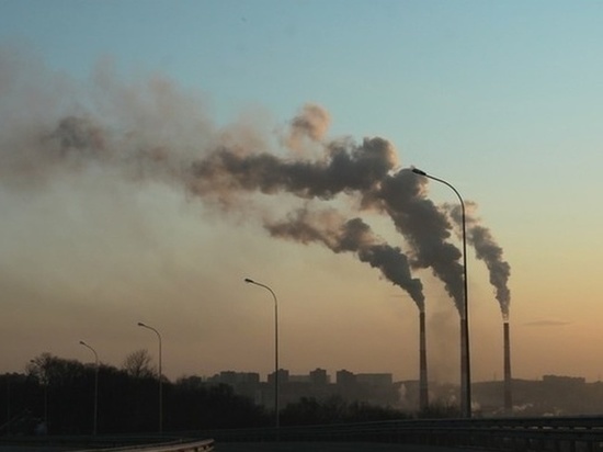 В Омске синоптики зафиксировали выбросы формальдегида в воздух
