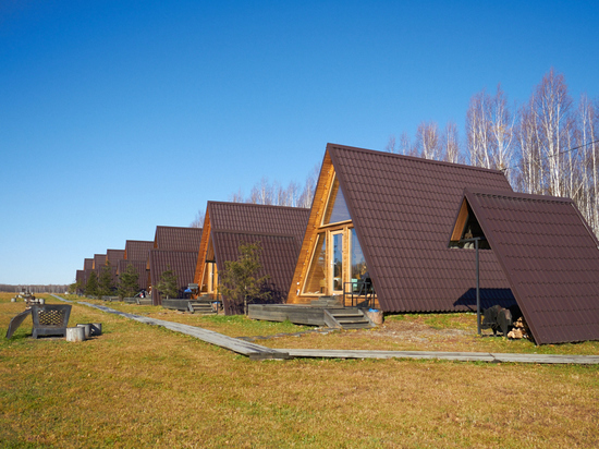 Начинался он как турбаза для иностранцев, а в пандемию полностью переориентировался на внутреннего потребителя при этом оставшись таким же успешным