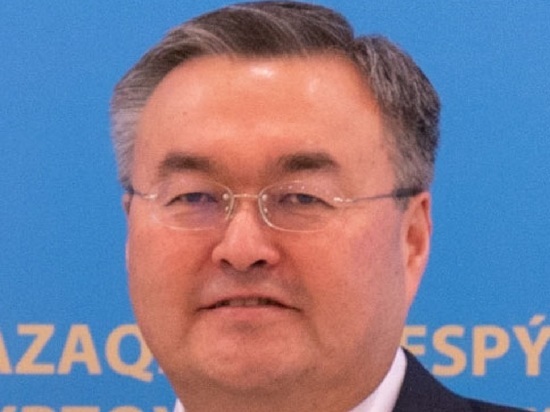 МИД Казахстана перевел большинство сотрудников посольства на Украине в Варшаву