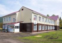 Школа в селе Орджоникидзевском была построена в 1935 году