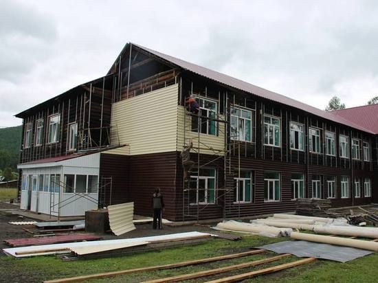 В Хакасии отремонтировали одну из самых старых школ республики