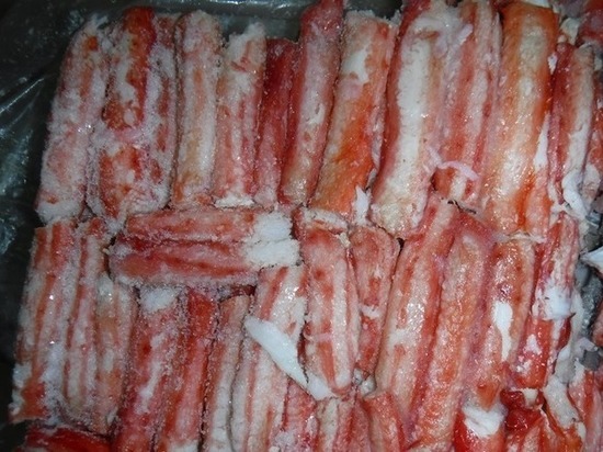 Крабовое мясо и рыбное филе незаконно привезли на Сахалин из Кореи