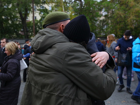 Женам мобилизованных южноуральцев помогают справиться с депрессией