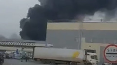 На видео попал пожар на складе подмосковного технопарка "Успенский"