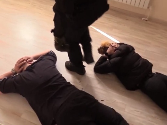 Группировка липовых кредитных брокеров обманула более 100 человек в Белгородской и других областях РФ