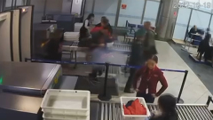Взрыв зарядного устройства в аэропорту Алма-Аты попал на видео
