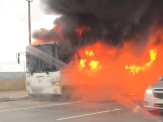 Стали известны подробности ЧП со сгоревшим в Ярославле автобусом