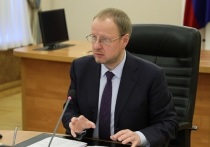 Президент Украины Владимир Зеленский ввел санкции против губернатора Алтайского края Виктора Томенко.