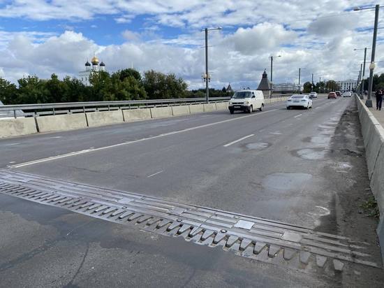 Пять дней на Ольгинском мосту в Пскове будут идти дорожные работы