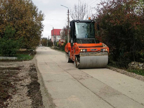 В поселке Октябрьский в Туле проводится ремонт дороги