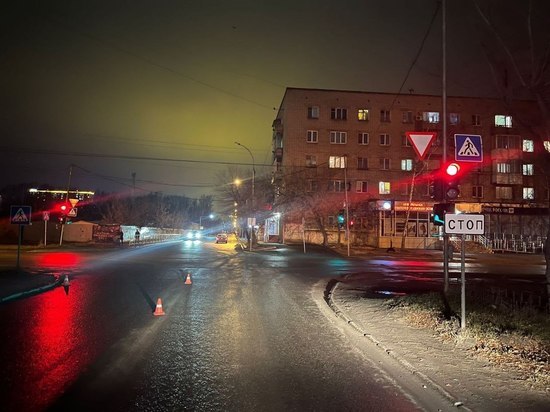 В Новосибирске водитель Kia Cerato сбил 13-летнюю девочку, переходившую дорогу на красный