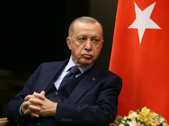 Эрдоган назвал политику Турции по украинскому вопросу сбалансированной