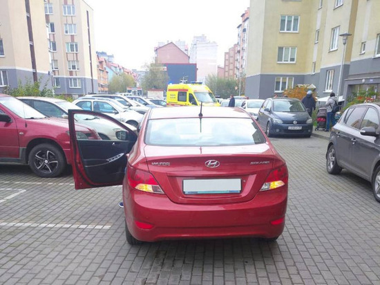 Юный калининградец переходил дорогу и попал под Hyundai Solaris