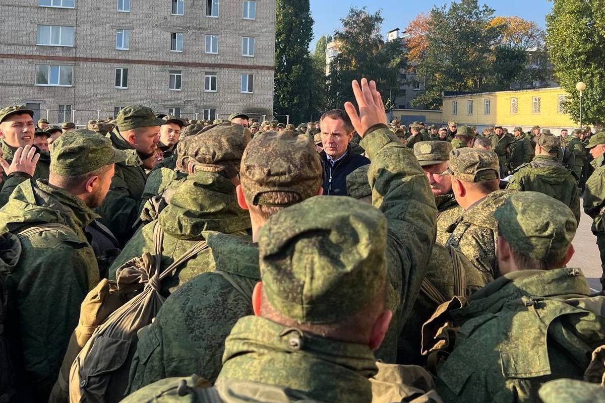 Вячеслав Гладков сообщил о прохождении военно-врачебных комиссий для мобилизован
