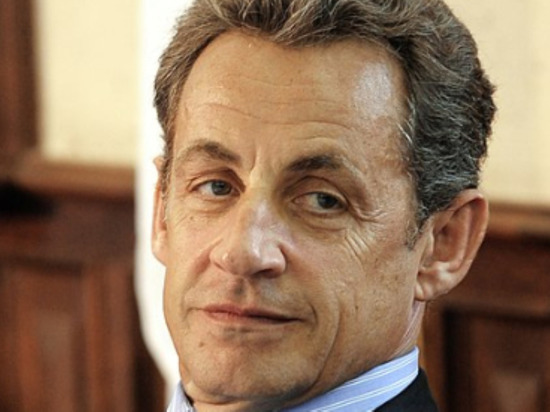Саркози призвал Францию проявить инициативу в урегулировании украинского конфликта