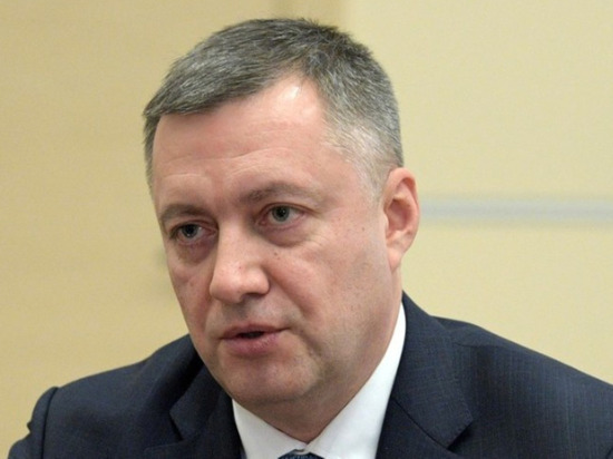 Губернатор Иркутской области подтвердил падение военного самолета на жилой дом