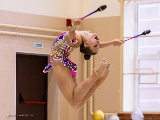 Гимнастки блеснули мастерством на соревнованиях в Петрозаводске