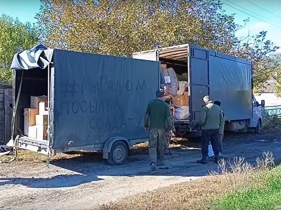 Распаковка гуманитарки из ЯНАО проходит в ДНР под звуки обстрелов