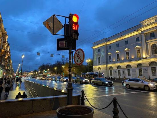 Петербуржцы застряли в пробках по дороге на работу и учебу утром 24 октября