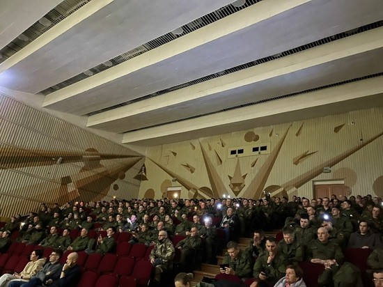 Мобилизованных из Альметьевска проводила концертом «Волга-Волга»