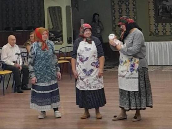 Бабушки Раменского сразились в умении петь колыбельные и печь печенье