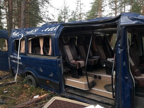 Один из пострадавших в ДТП с маршруткой под Лодейным Полем скончался