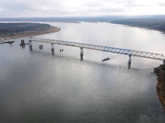 Строительство Высокогорского моста в Красноярском крае завершили на 75%