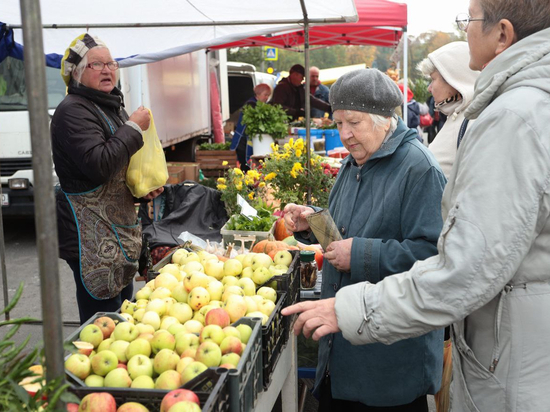 Заграничный фрукт: топ самых популярных фруктов на ввоз в Псковскую область