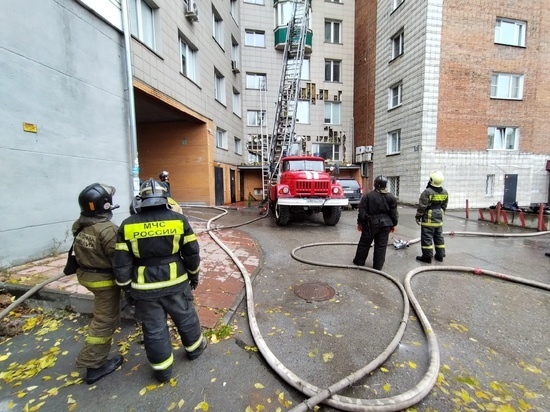 Пожарный балкон в многоквартирном доме