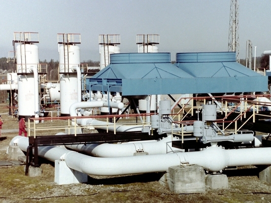 Цены на газ в Европе упали ниже 950 долларов