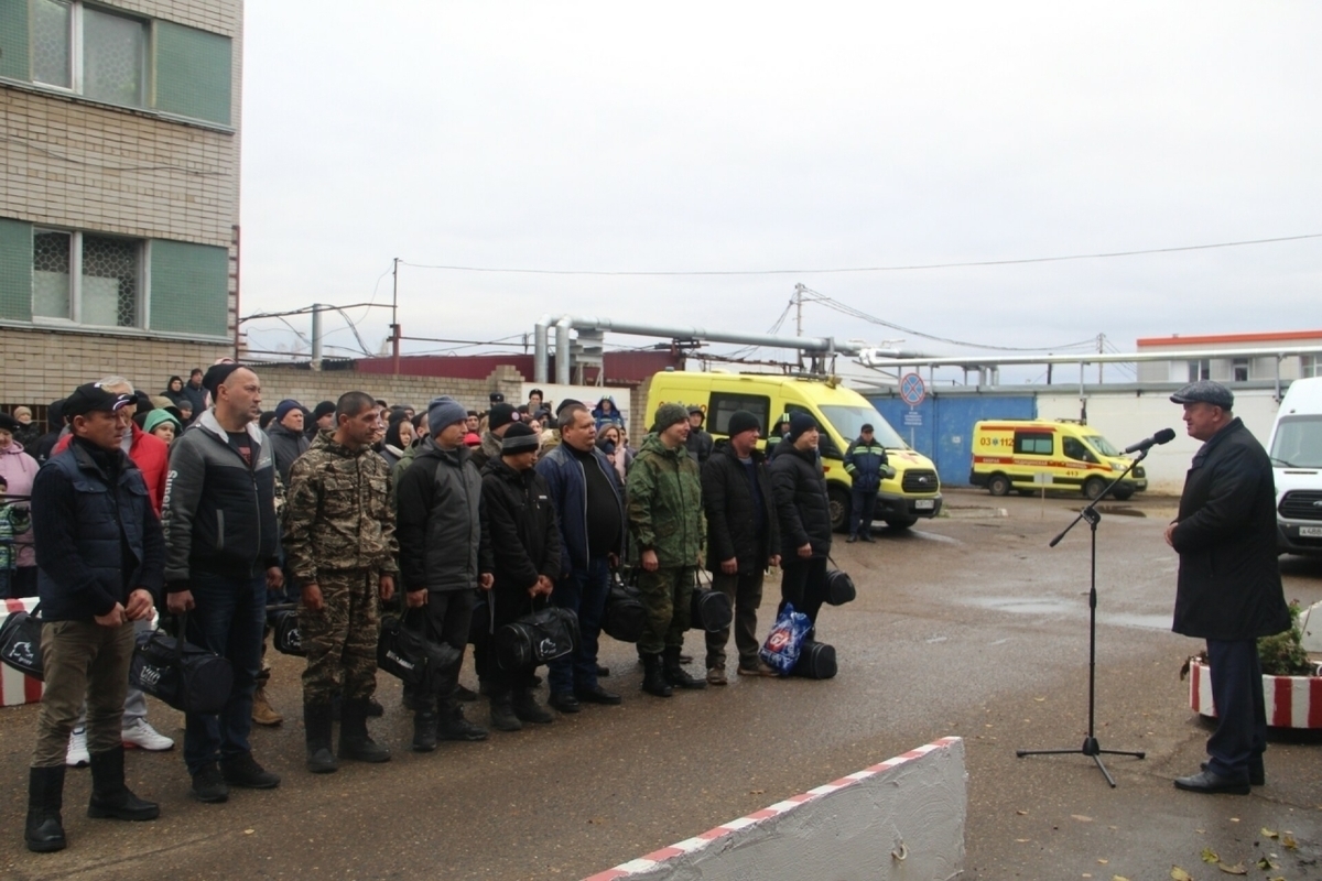 Из Заинска отправили в Казань мобилизованных - МК Казань