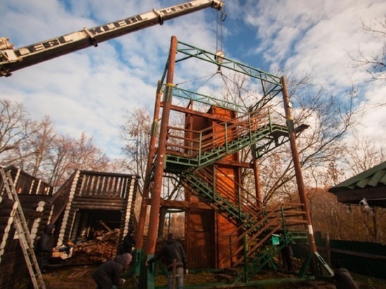 В Рыбинском Сквере строят экстремальный аттракцион