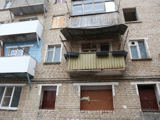 Астраханцы задолжали за горячую воду и отопление почти 700 миллионов рублей