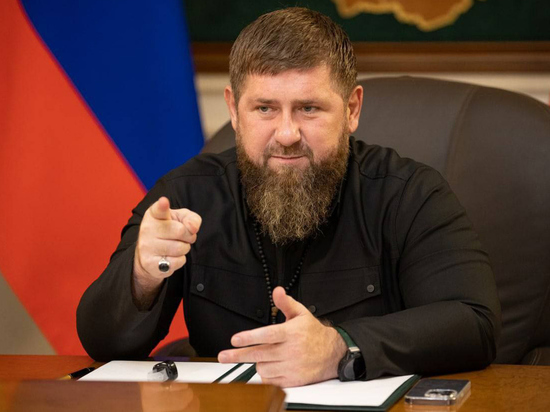 Чеченский лидер призвал мусульман встать в очереди в военкоматы