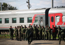 25 октября

Еще одну группу мобилизованных жителей региона после обучения на полигоне направили на боевое слаживание в один из центров Министерства Обороны РФ