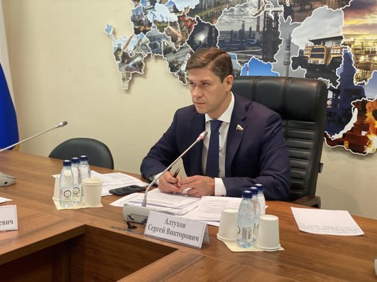 Депутат Сергей Алтухов рассказал об инициативе ужесточения наказания для производителей «смертельных жидкостей»