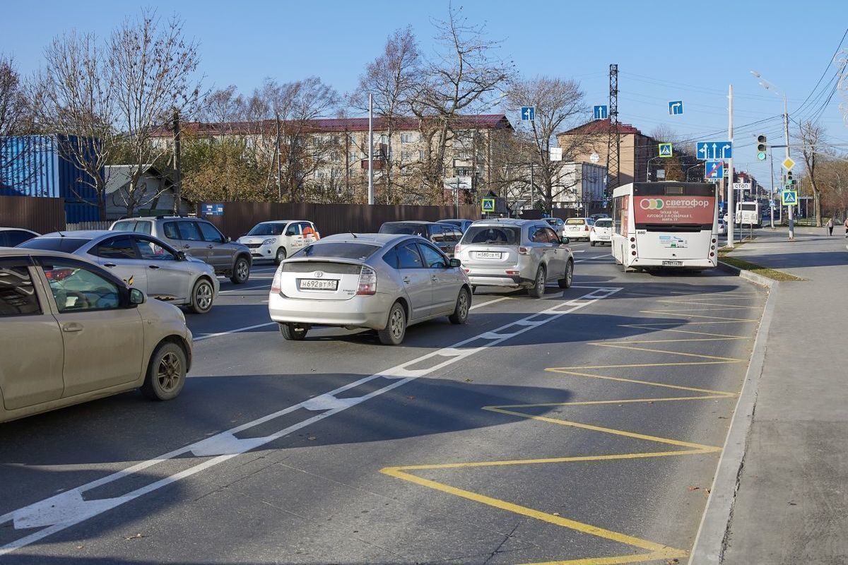 Водителям Южно-Сахалинска напомнили о правилах движения на дорогах с  «выделенкой» - МК Сахалин