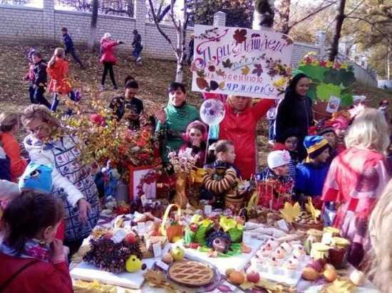 Ярмарку "Всё для Победы" устраивают в Кисловодске школьники