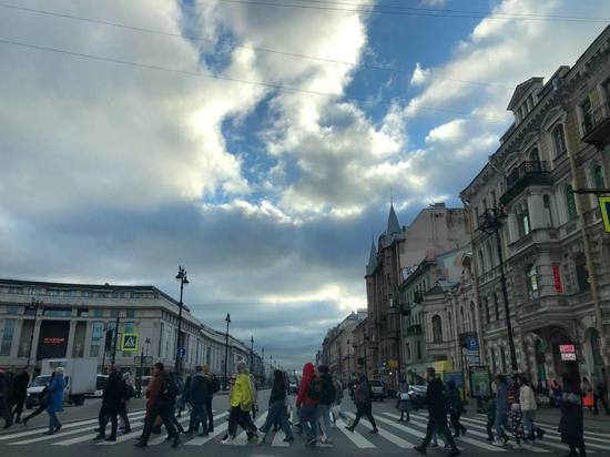 Четверг в Петербурге будет теплым, но дождливым