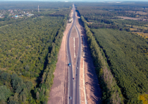 Сегодня, 27 октября, движение транспортных средств на 168-ом километре федеральной автодороги М-2 "Крым" будет организовано в реверсивном режиме посредством светофорного регулирования