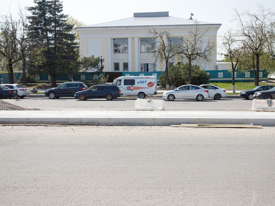 Островок безопасности на площади Ленина в Пскове не будут обносить ограждением